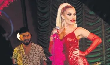 İki aşk arasında kaldı!