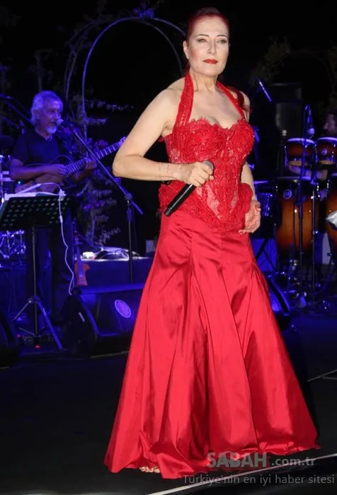 Herkes Saka Yapiyor Zannetti Ama Mehmet Ali Erbil Sahneye Tekerlekli Sandalyeyle Cikti S