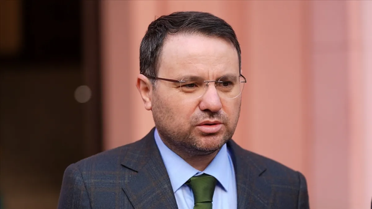 Bakan Gürlek’ten İsrail’in Filistinli esirleri hedef alan idam yasasına tepki: Bu açık hukuksuzluğu şiddetle kınıyorum Bakan Gürlek’ten İsrail’in Filistinli esirleri hedef alan idam yasasına tepki: Bu açık hukuksuzluğu şiddetle kınıyorum