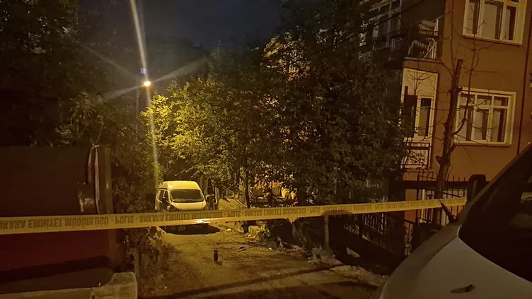 SON DAKİKA… Ankara’daki evde 3 erkek cesedi bulundu! Kan donduran olayda sır perdesi aralandı: Kurşun ve bıçak izi…