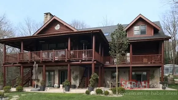 ‘Moda dergisinden çıkmış gibi!’ Kıvanç Tatlıtuğ ve Başak Dizer’in aşk yuvası tasarımıyla büyüledi!