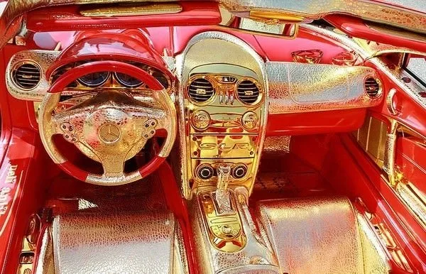 Altın kaplama Mercedes