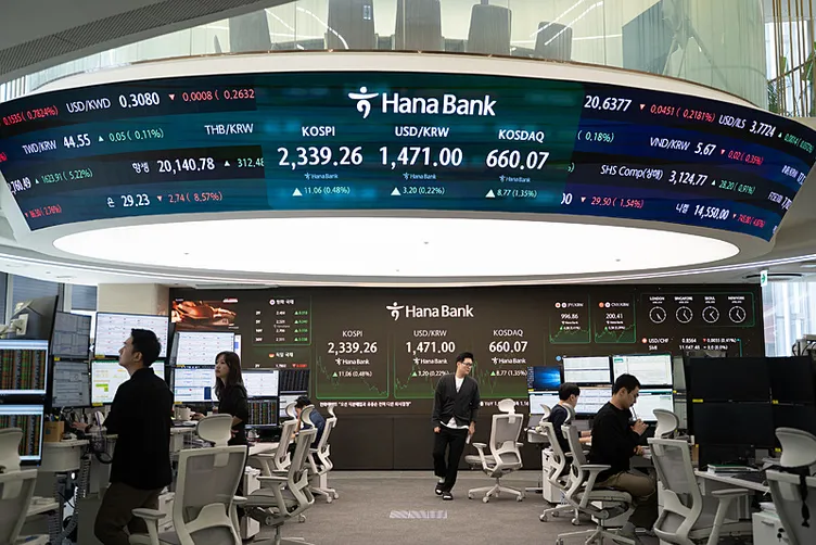 Çin’den şoke eden vergi misillemesi! ’Asla boyun eğmeyeceğiz’ diyerek duyurdular: ABD’ye yeni tarife belli oldu!