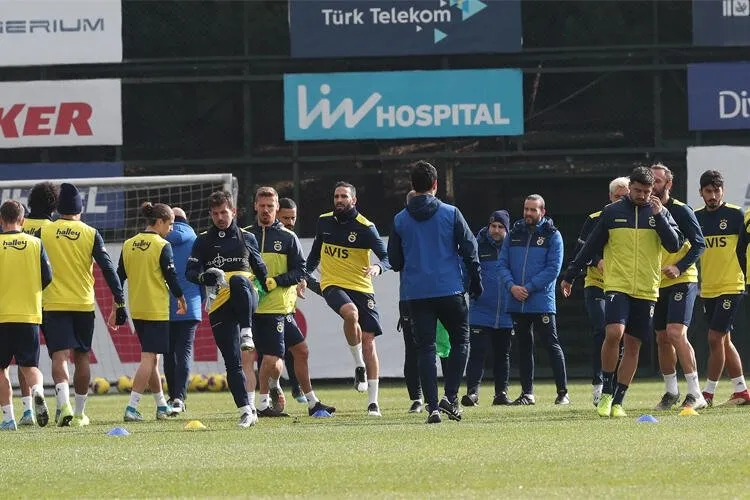 Fenerbahçeli Miha Zajc çalışmalara başladı