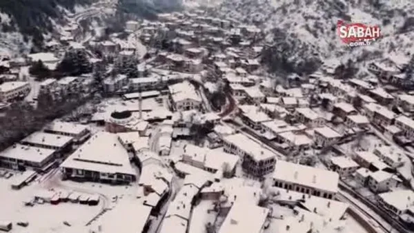 Tarihi Osmanlı kasabası Göynük, beyaz örtüyle kaplandı | Video