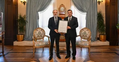 Antalya Hükümet Konağında Yek- G gururu