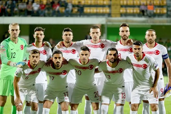 Türkiye - Moldova maçında dikkat çekenler