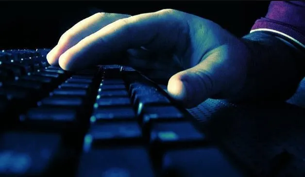Uzmanlardan kritik uyarı! ’Uzaktan erişim yöntemiyle’ dolandırıcılık mümkün mü? Geceleri telefonunuza dikkat edin!