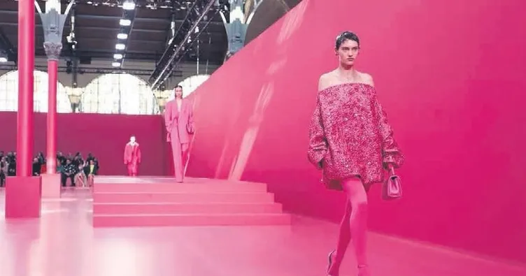 Bu trendler 2024’e damga vuracak! Parlak renkler, dev kalıplar...