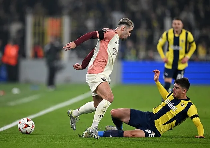 son-dakika-haberi-fenerbahce-evinde-olimpik-lyonu-gecemedi-kadikoyde-sessiz-gece-1737662007065.jpeg