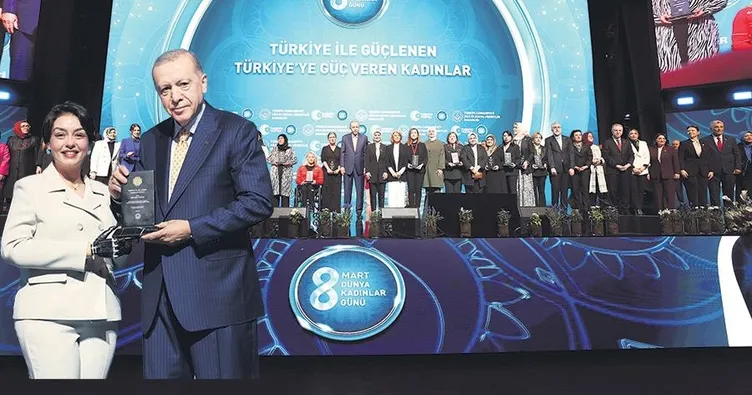 Her başarımızda kadınların emeği var