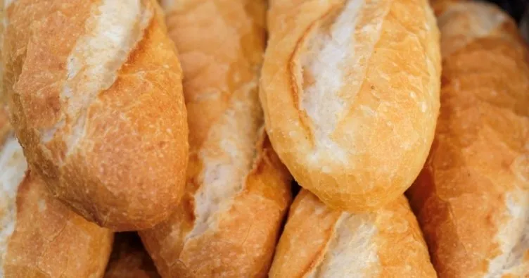 Koronavirüsten korunmak için ekmeği 90 derecelik fırında 10 dakika tutun önerisi
