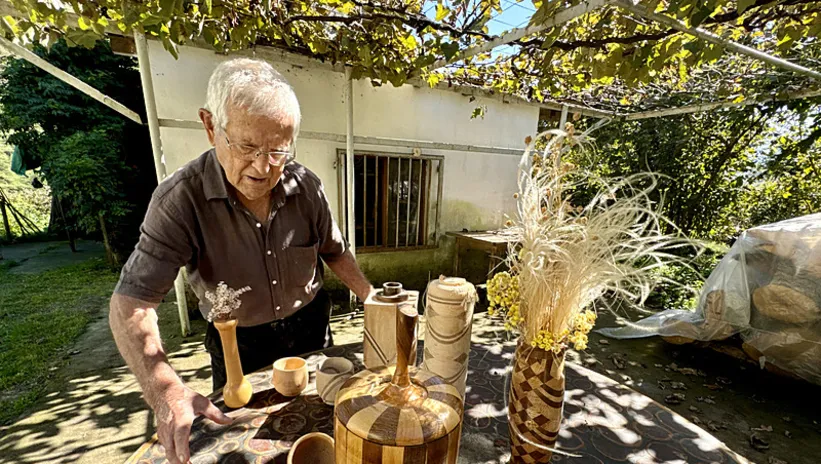 USTASINDAN KALAN TESTEREYLE 89 YAŞINDA AHŞAP ÜRETİYOR!