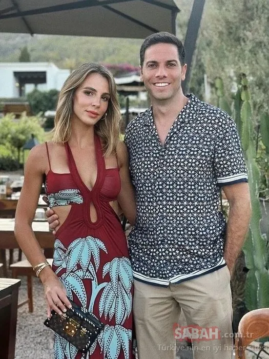 Hülya Koçyiğit’in torunu Aslışah Alkoçlar Mikonos pozlarıyla dudak uçuklattı! Siyah bikini üzerine dantel elbise...