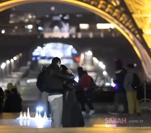 Dua Lipa sevgilisiyle Eyfel Kulesi’nin altında aşka geldi! İşte o romantik dans…