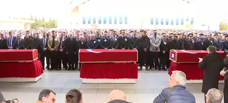 ANKARA 3 ŞEHİDİNİ UĞURLADI... TÖRENE BAHÇELİ DE KATILDI