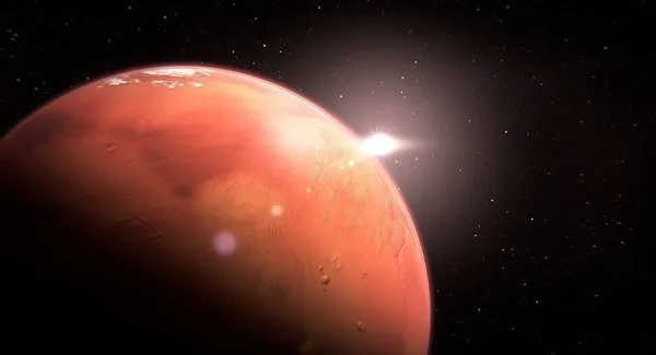 Mars yüzeyinde buzul tabakalar buldu