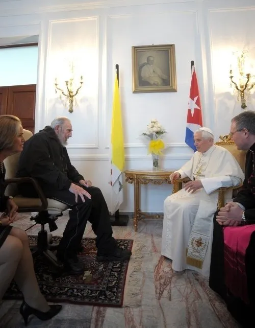 Tarihi Fidel Castro-Papa buluşması