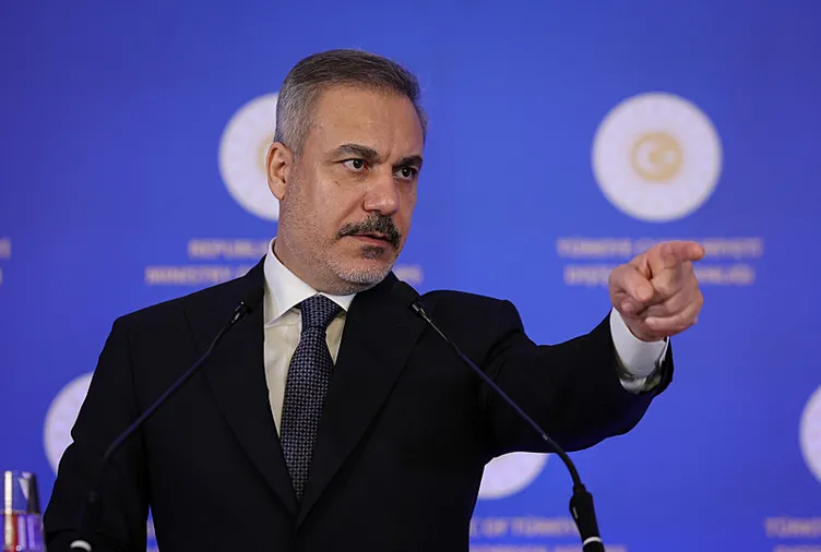 Bakan Fidan’ın sözleri Fransa’nın gündemine oturdu! Ülke basınında Suriye çıkışı: Türkiye tavrını koydu!