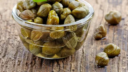 Hem güzelleştiriyor hem de iyileştiriyor! Kapari bitkisinin saymakla bitmeyen faydaları...