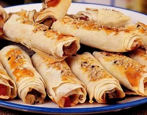 Patlıcan Salatalı Börek