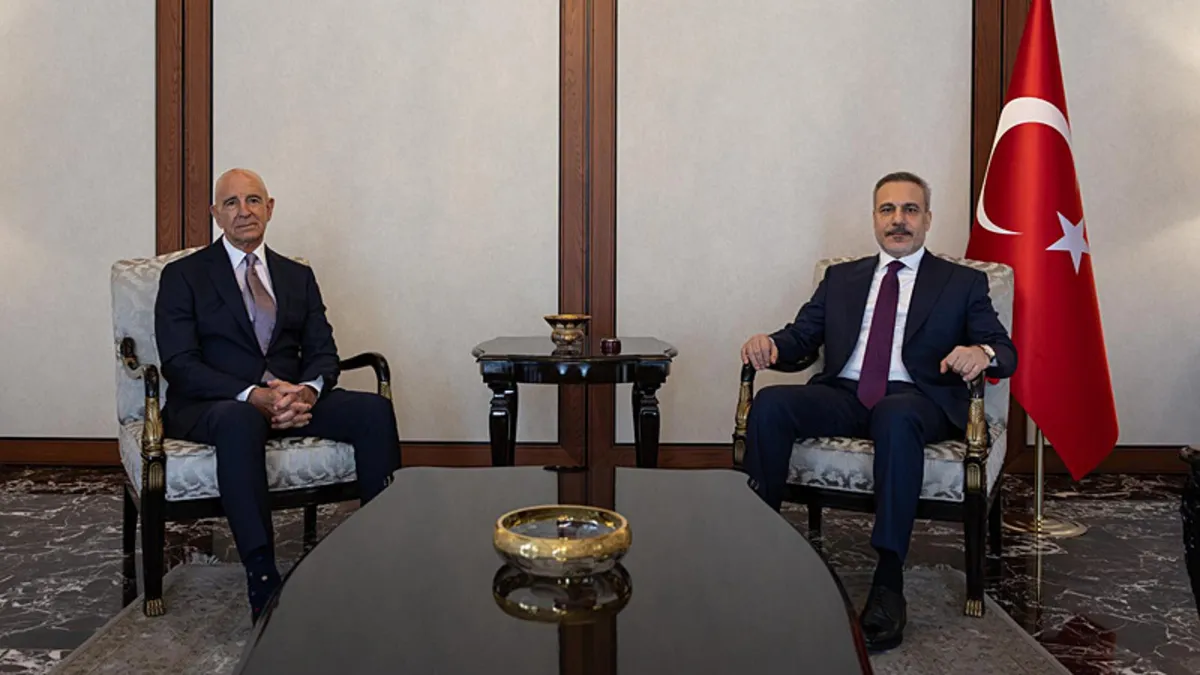 Bakan Fidan ile ABD’nin Ankara Büyükelçisi Thomas Barrack görüştü Bakan Fidan ile ABD’nin Ankara Büyükelçisi Thomas Barrack görüştü