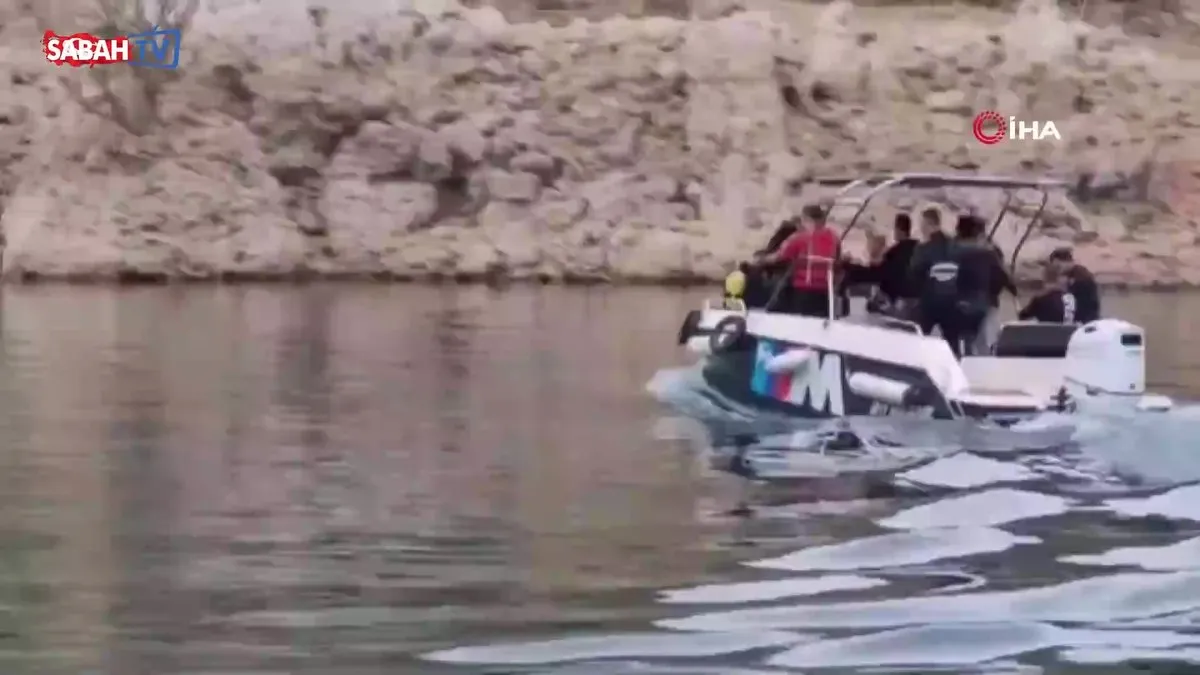 Baraj gölünde yüzerken kaybolan İrlandalı turist sualtı dron ve robotla arandı | Video videosunu izle Baraj gölünde yüzerken kaybolan İrlandalı turist sualtı dron ve robotla arandı | Video videosunu izle