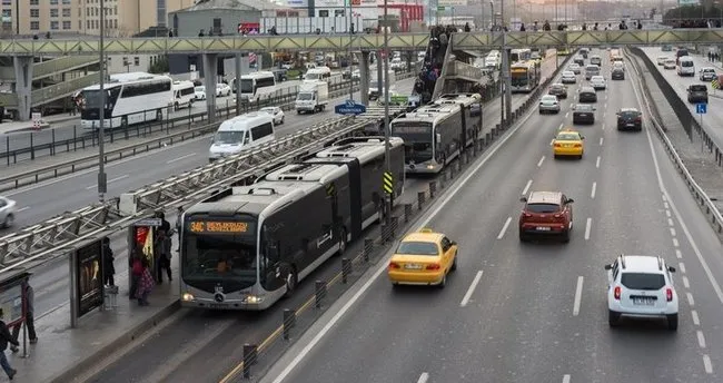 Yenibosna Metrobüs Durağı Nerede? Yol Tarifi İle Metro ve Otobüsle Yenibosna Metrobüs Durağı’na Nasıl Gidilir, Hangi Hatlar Geçiyor?