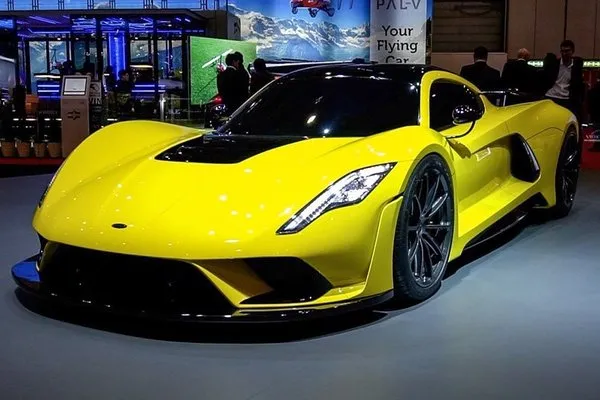 Dünya hız rekorunu kıran otomobil: Hennessey Venom F5