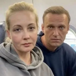 Uluslararası ajanslar son dakika koduyla duyurdu: Alexei Navalny gözaltına alındı!