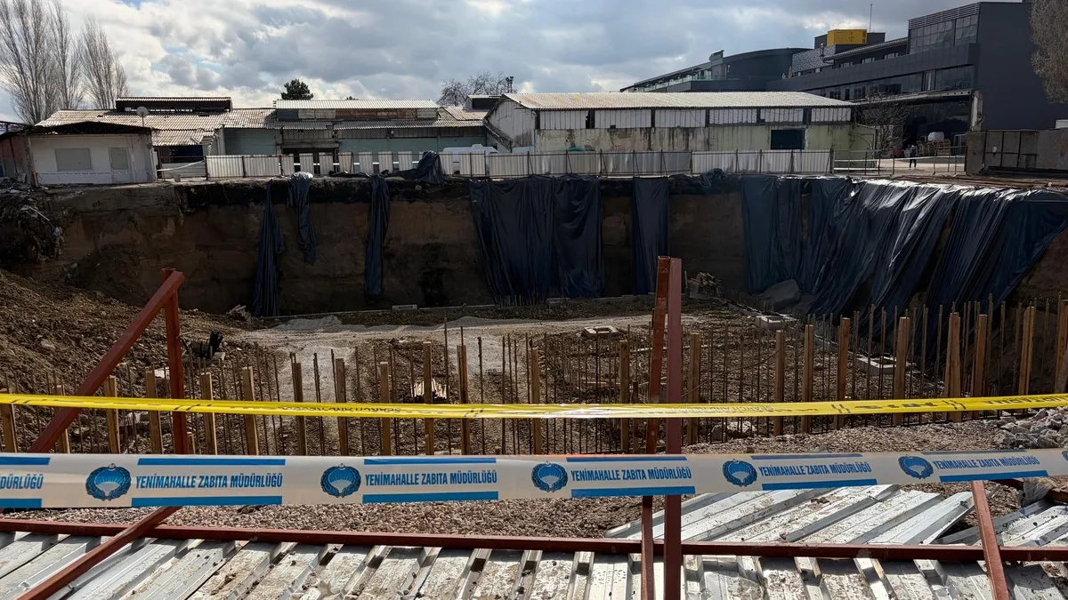 Ankara'da feci olay: İnşaat alanında göçük! 1 ölü Ankara'da feci olay: İnşaat alanında göçük! 1 ölü