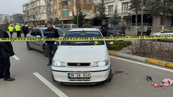 arkadan-carptigi-aracin-surucusunu-oldurdu-1733569662350.jpg