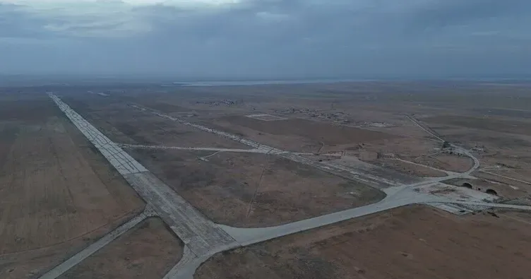 İsrail’den Suriye’ye peş peşe 8 saldırı: Askeri havaalanı hedef alındı
