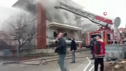 Isparta’da kan donduran olay: Eşine kızdı, çocuğuyla beraber evi ateşe verdi!