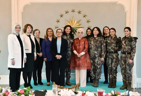 Emine Erdoğan, Özel Harekat personeli eşlerini yemekte ağırladı