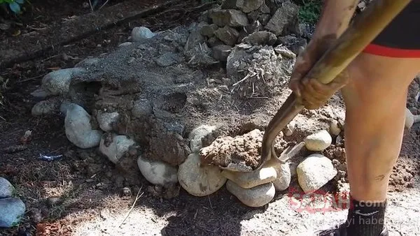 Kendi fırınını bakın nasıl yaptı!