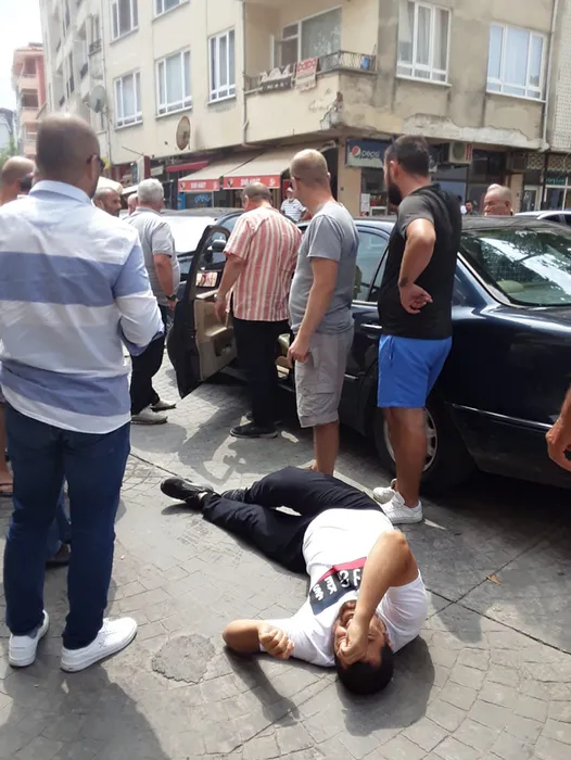 Kocaeli!de akılalmaz olay! Gazeteci, müteahhiti vurdu!