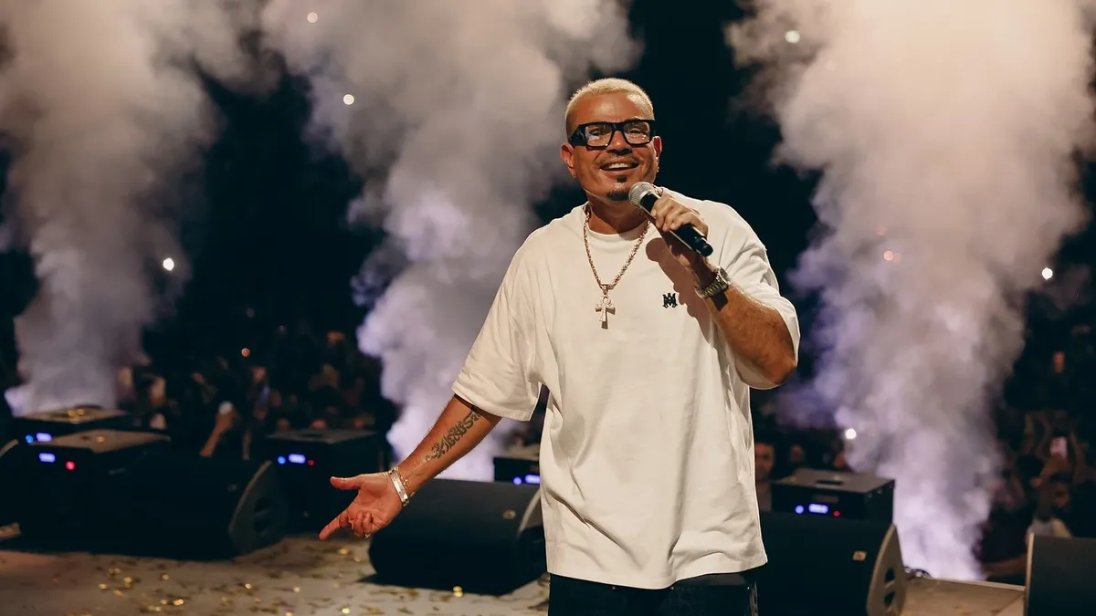 Arap müziğin efsanesi İstanbul'a geliyor