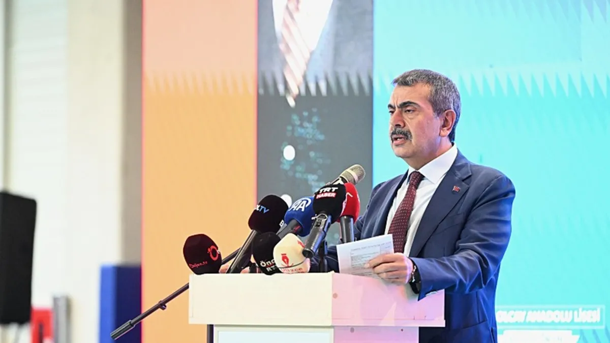 Bakan Tekin: “Terör örgütünün insanları kandırabileceği hiçbir argüman kalmadı” Bakan Tekin: “Terör örgütünün insanları kandırabileceği hiçbir argüman kalmadı”