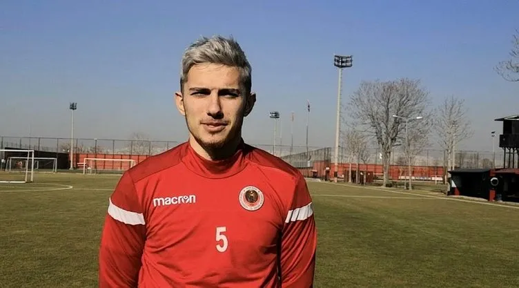 Son dakika haberi... Trabzonspor istiyordu! Beşiktaş Berat Özdemir için devreye girdi