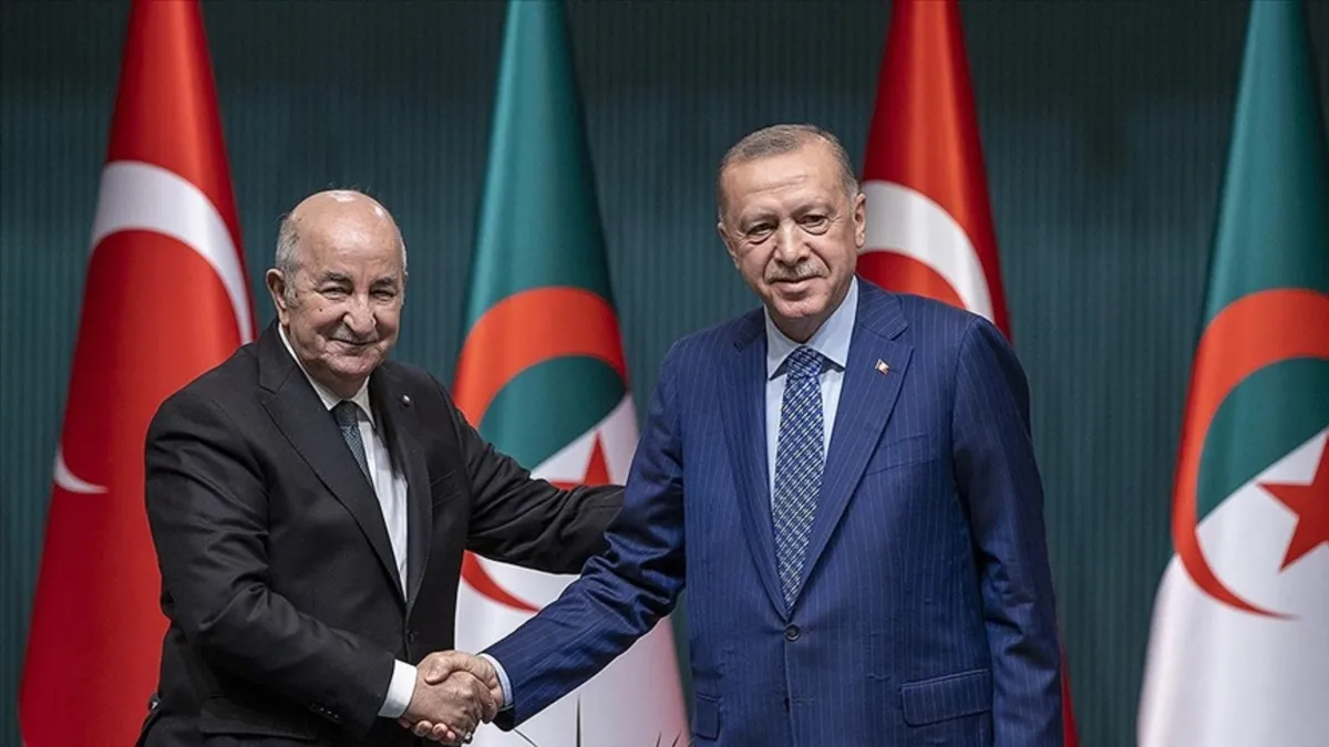 Başkan Erdoğan, Cezayir Cumhurbaşkanı ile görüştü Başkan Erdoğan, Cezayir Cumhurbaşkanı ile görüştü