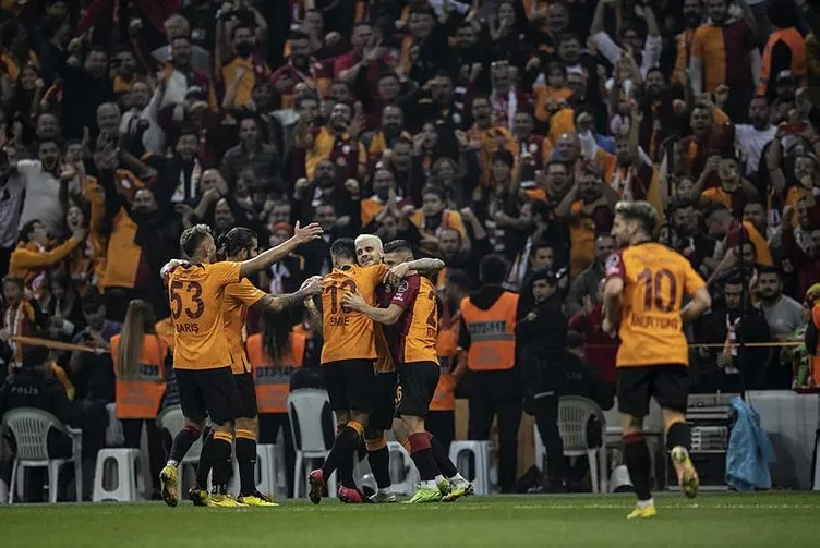 Son dakika haberi: Galatasaray’ın yıldızına flaş teklif! Taraftar tadına varamadan gidiyor...