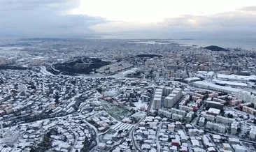 Son dakika: AKOM ve Meteoroloji saat vererek ayrı ayrı uyardı! İstanbul’da kuvvetli kar yağışı