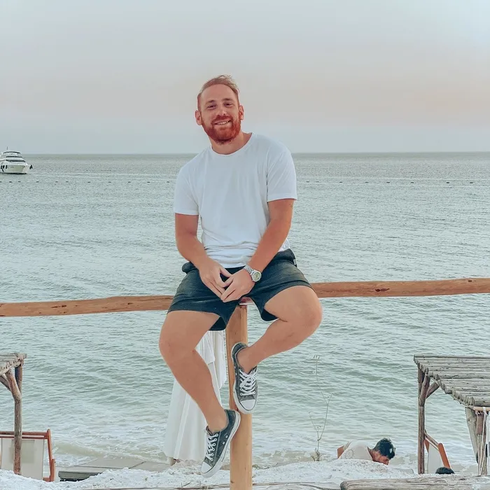 Çocuklar Duymasın yıldızıydı! Furkan Kızılay‘dan sevgilisine Paris’te romantik teklif