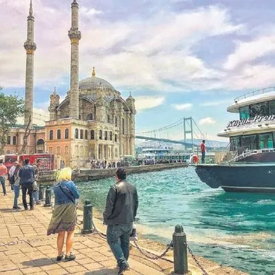 sevincli-bir-telas-icinde-1740830760254.jpeg