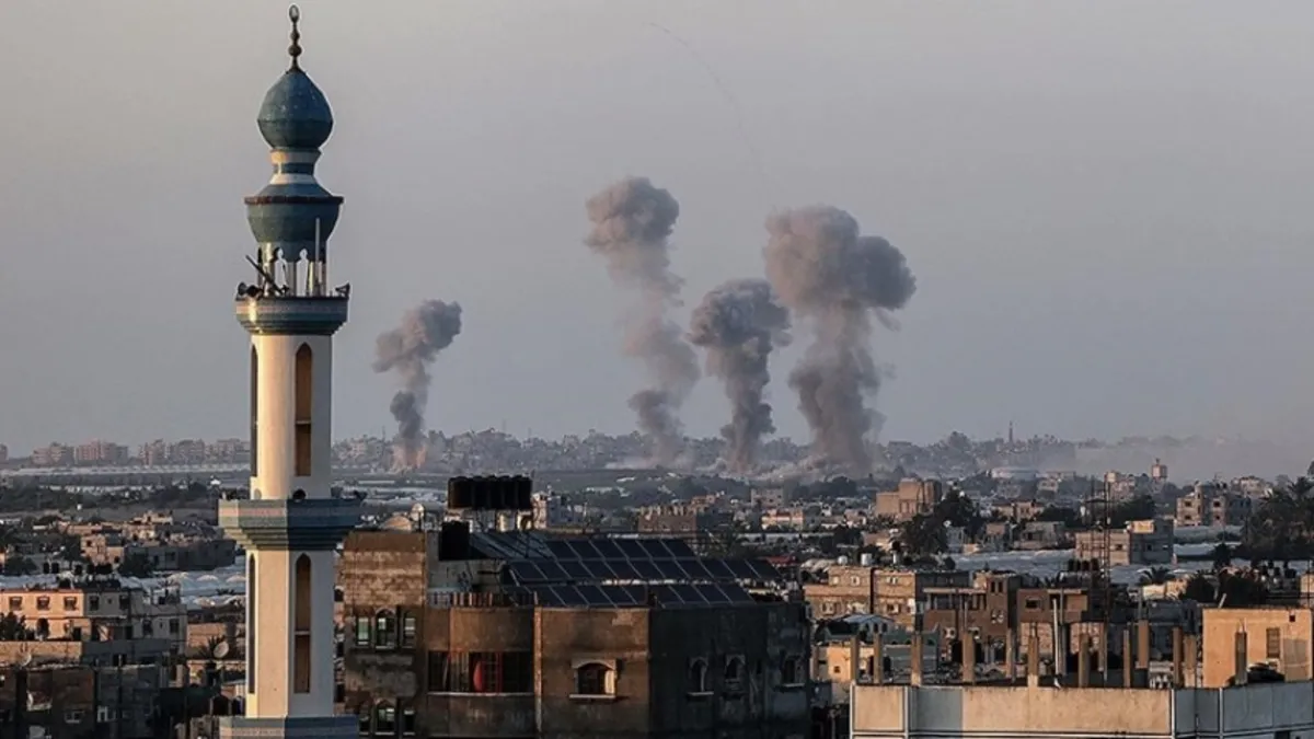 Siyonist İsrail yine Gazze Şeridi’ni hedef aldı: 1 Filistinli yaşamını yitirdi Siyonist İsrail yine Gazze Şeridi’ni hedef aldı: 1 Filistinli yaşamını yitirdi