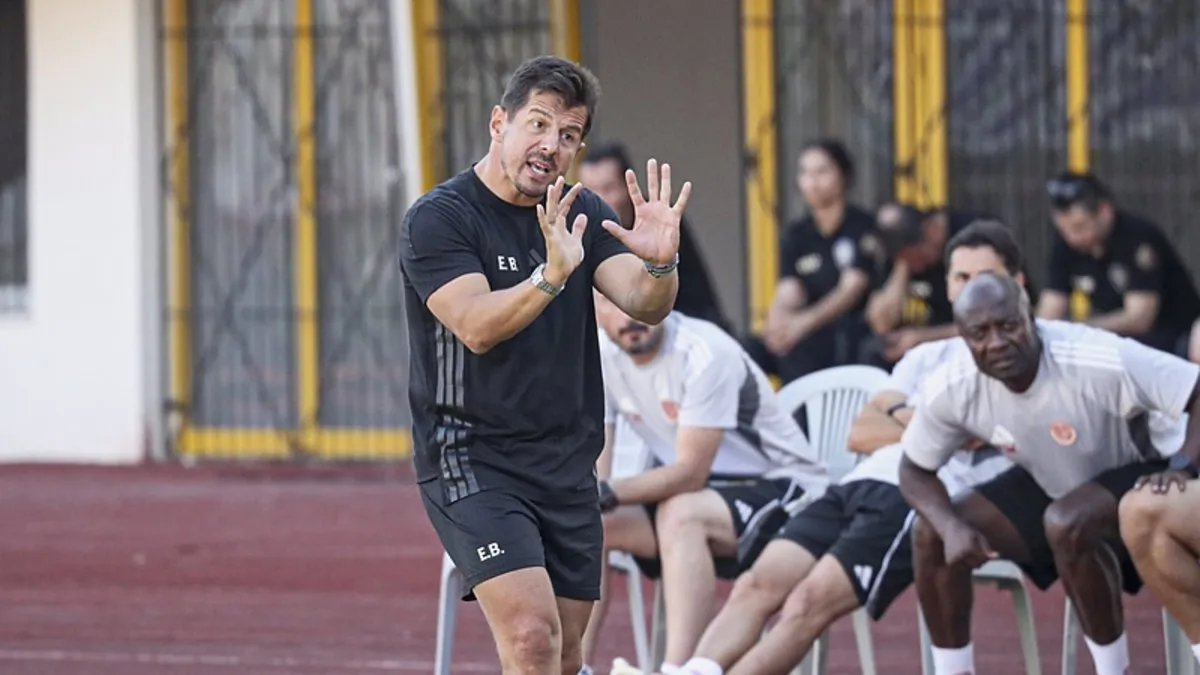 Transfer engelini kaldıran Antalyaspor, 8 oyuncuyu kadrosuna kattı Transfer engelini kaldıran Antalyaspor, 8 oyuncuyu kadrosuna kattı