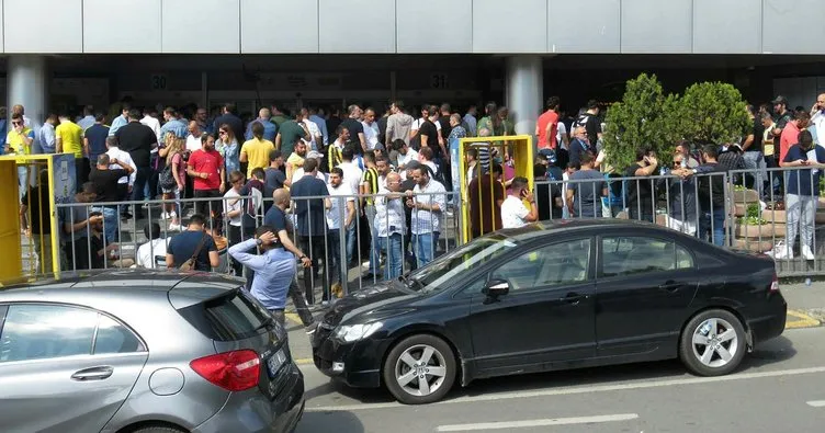 Fenerbahçe taraftarları kombine biletlere büyük ilgi gösterdi!