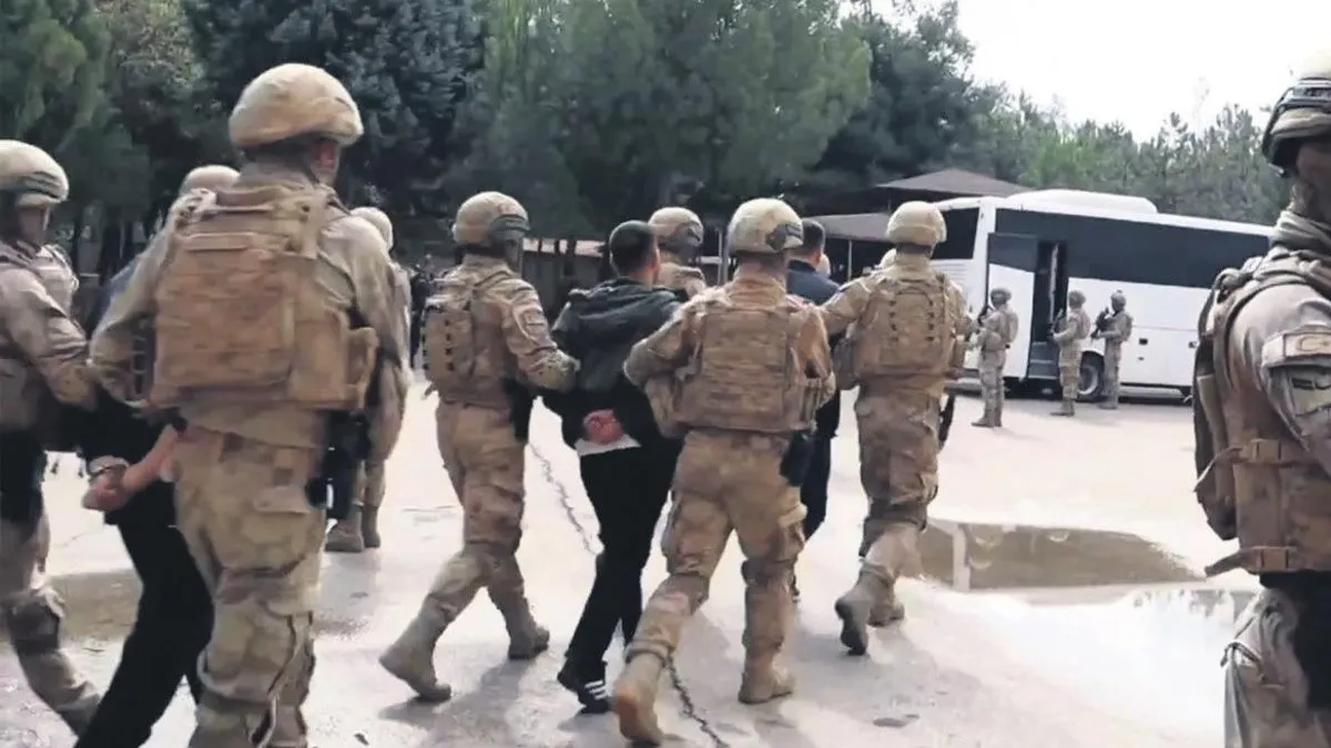 Saraçlar suç örgütüne operasyon: 21 gözaltı Saraçlar suç örgütüne operasyon: 21 gözaltı