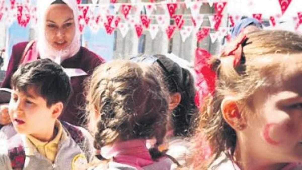 Meclis bahçesinde bayram sevinci